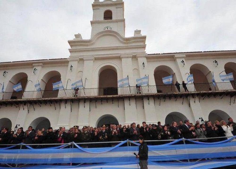 Preparativos para el desfile del 25 de Mayo en La Punta
