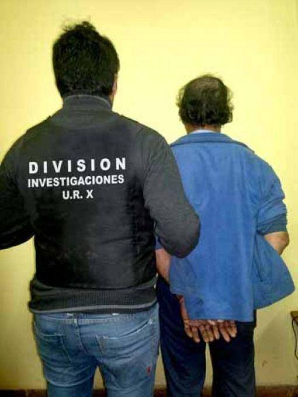 Invit� a comer reviro a un ni�o de ocho a�os y lo viol�
