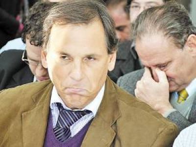 P�rsico dice que el Paseo del Padre podr�a costar casi la mitad