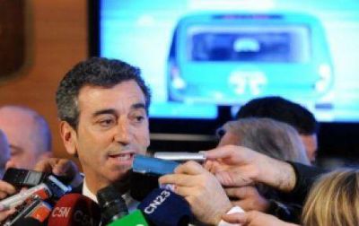 Randazzo anunci� la compra de 300 vagones nuevos para la l�nea Roca