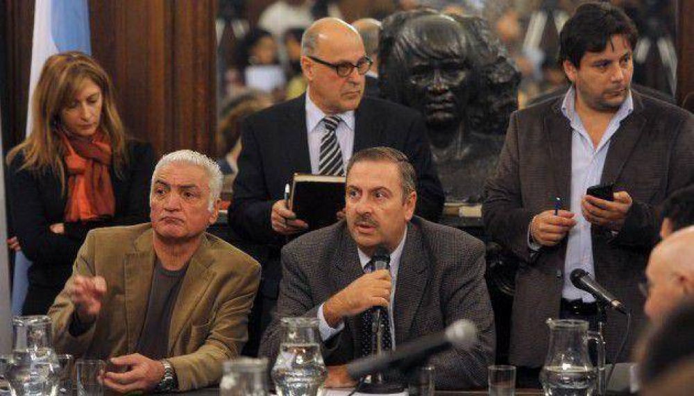 DNU: este viernes el Pro buscar� de nuevo dictamen para ratificarlo