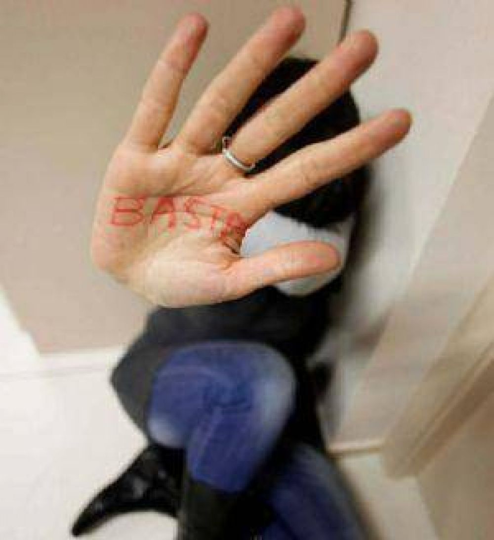 Violencia: Gu�a de recursos para las mujeres v�ctimas