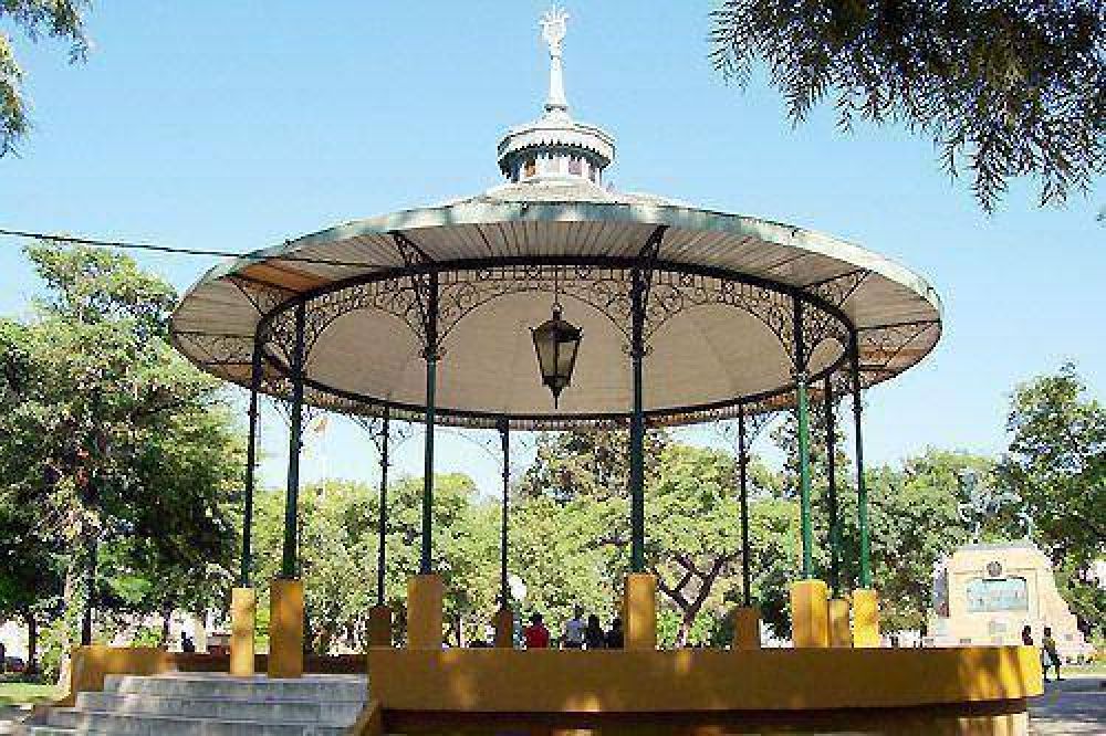 Plaza Libertad: comenzaron trabajos de remodelaci�n