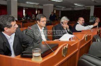 Senadores del FCyS dieron media sanci�n al voto joven y a las PASO provinciales