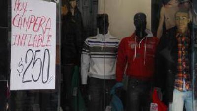 Cay� un 30 por ciento la venta de ropa de esta temporada en locales de Capita