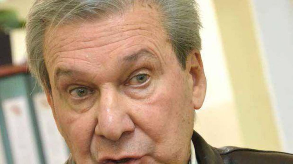 Guinle: �capaz que Das Neves vuelve a ser �el furg�n de cola� de Duhalde�