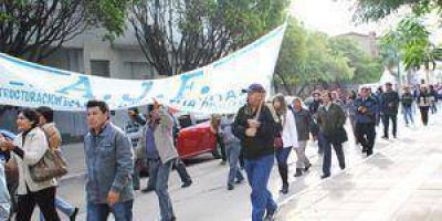 Multitudinaria protesta de los judiciales