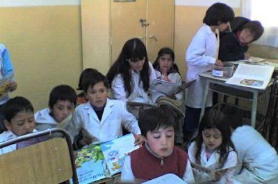 Contin�a la ocupaci�n de la Escuela de Pilca