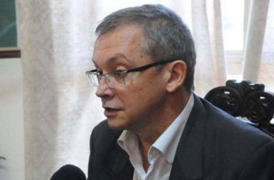 Firman acuerdo de tregua social en Castelli