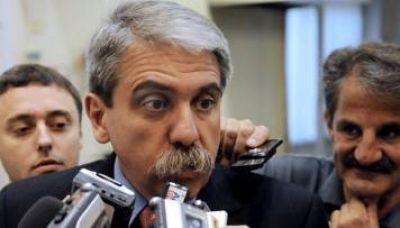 A. Fern�ndez: "Lavagna con el canje de 2005 ten�a un cagazo que se mor�a"