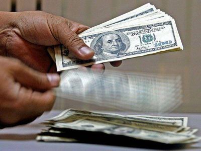 El d�lar libre recuper� 6% en dos d�as y cerr� la semana a 8,95 pesos