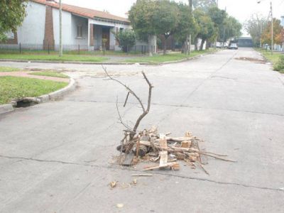 Quejas por una boca de tormenta