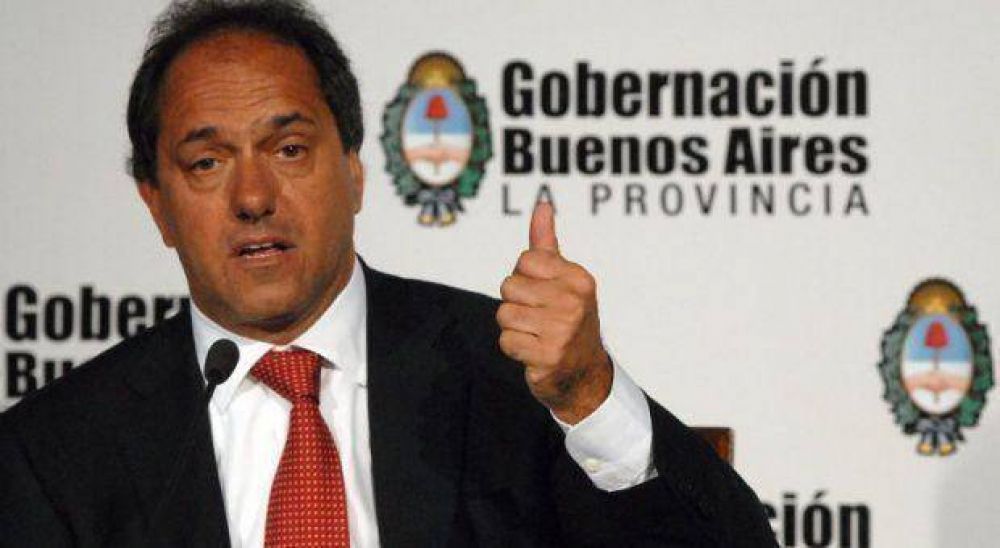 Con sendos elogios, Scioli destac� �los avances� de la d�cada kirchnerista