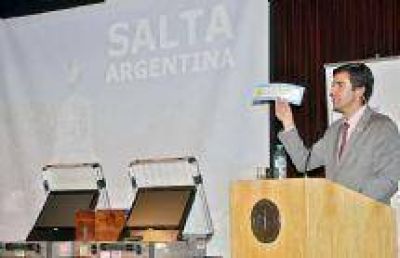 Urtubey sobre el voto electr�nico: "Ojal� todos tengan la voluntad que tuvimos los salte�os de innovar"