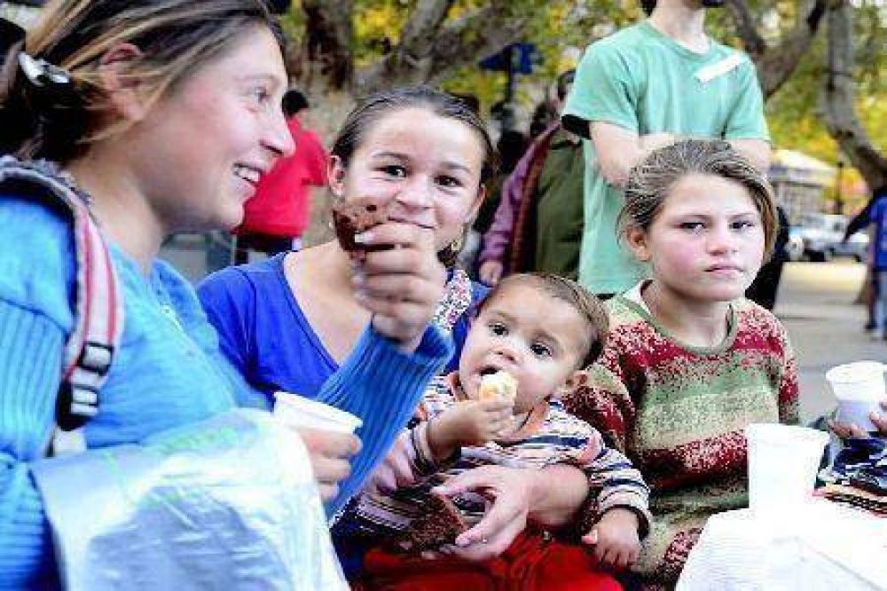 Contra la discriminaci�n, en la plaza se dio �caf� para todos�