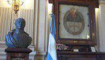 L.Fellner: "Se cumplen doscientos a�os de orgullo por nuestra historia"