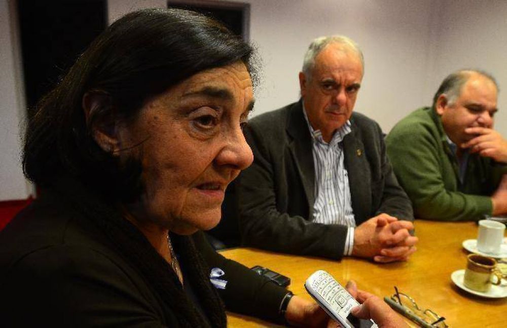 Vega asegur� que no habr� "achiques"