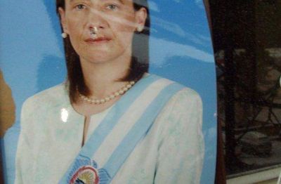 Arce fustigo la victimizaci�n de la Gobernadora
