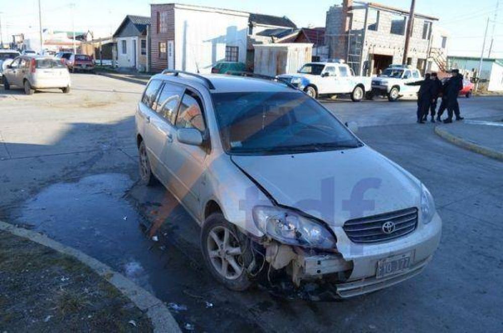 Dos menores heridos en accidente en el barrio AGP