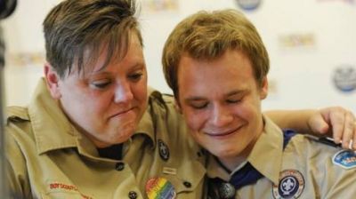 Los Boy Scouts admitir�n gays, aunque s�lo los j�venes y no los adultos