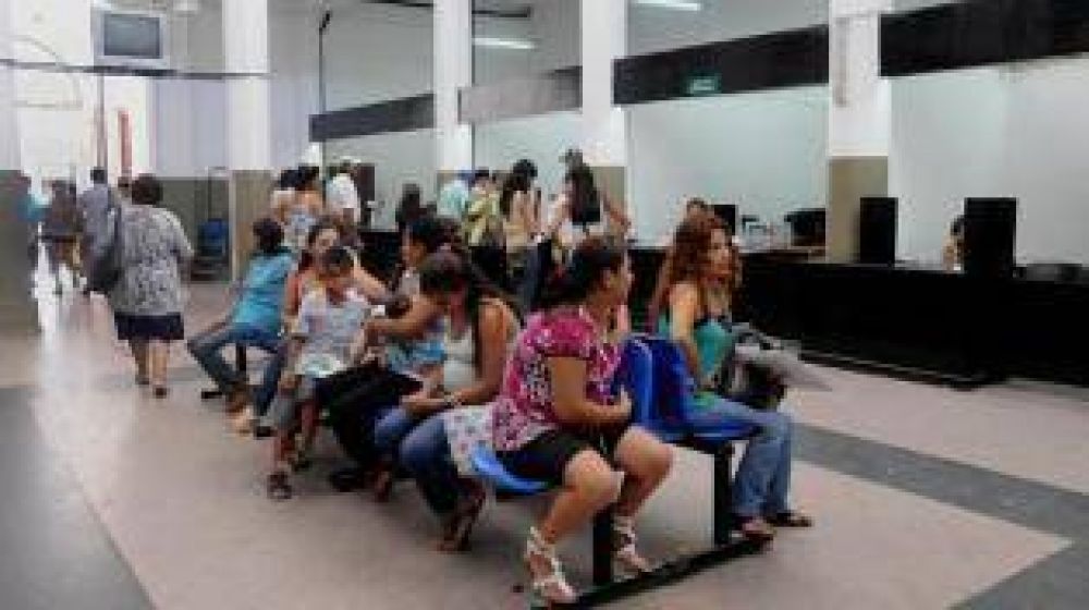 Vend�an turnos truchos para el cambio de DNI