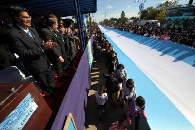 En el acto por el 25 de Mayo, Capitanich abog� por �una libertad solidaria que incluya a todos�