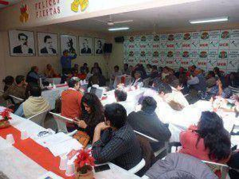 Foro con dirigentes del interior: La UCR analiz� la coyuntura pol�tica y avanz� en definiciones electorales