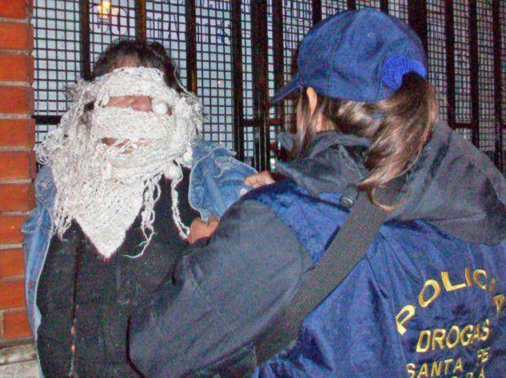 Desbarataron una banda de vendedores de drogas en pleno centro de la ciudad