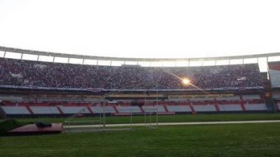 River festej� sus 112 a�os y los 75 del Monumental
