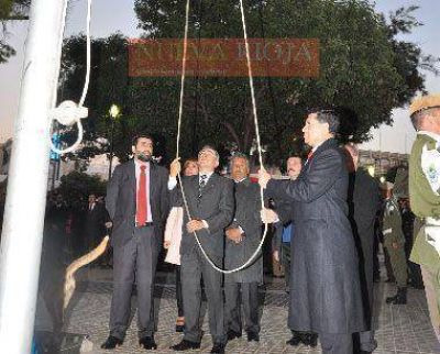 La Rioja conmemor� los 203 a�os de la Revoluci�n de Mayo