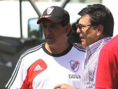 Se filtraron varios nombres del 'River Competitivo' que Passarella le prometi� al DT