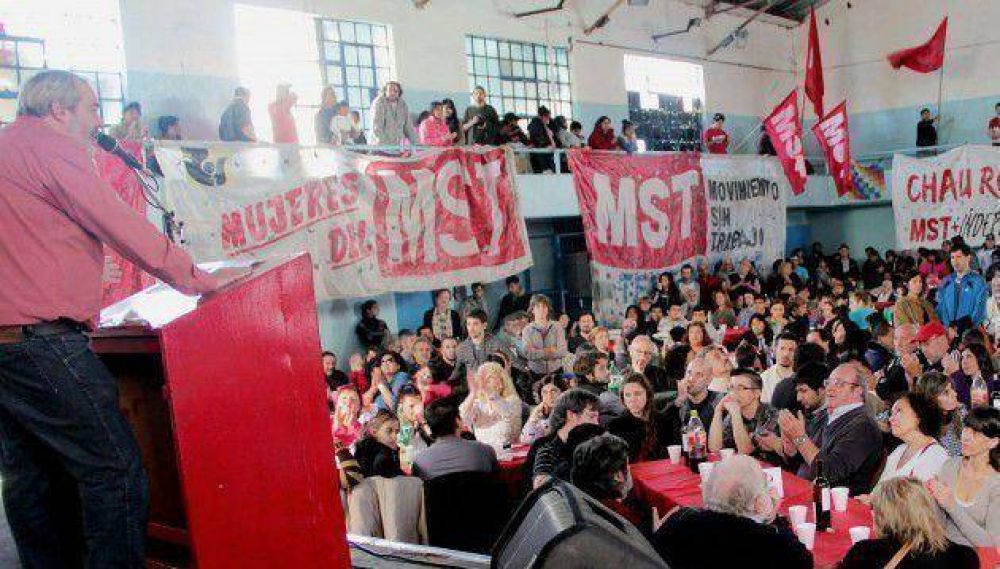 Se lanz� el MST con cr�ticas al acuerdo Pino-Carri�