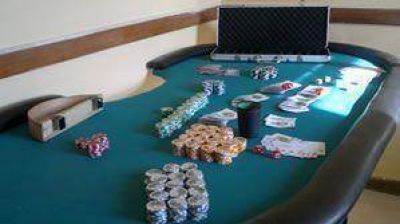 Clausuran local que funcionaba como casino clandestino	