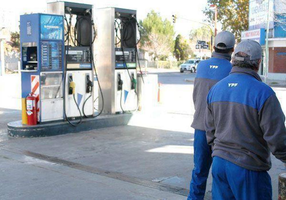 Dos robos a estaciones de servicio 