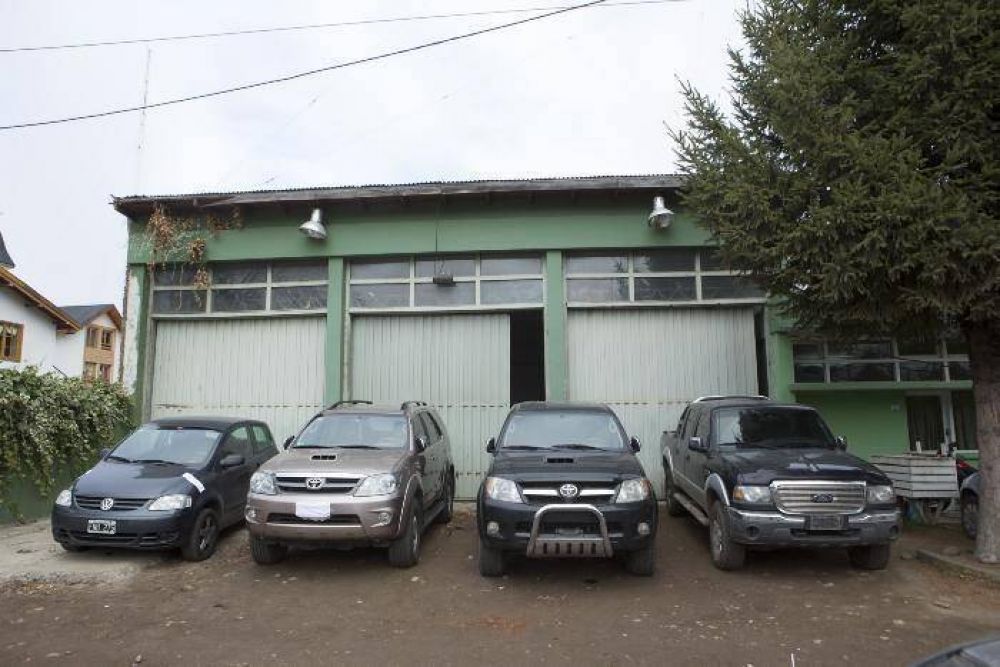 Desbaratan banda que vend�a autos robados