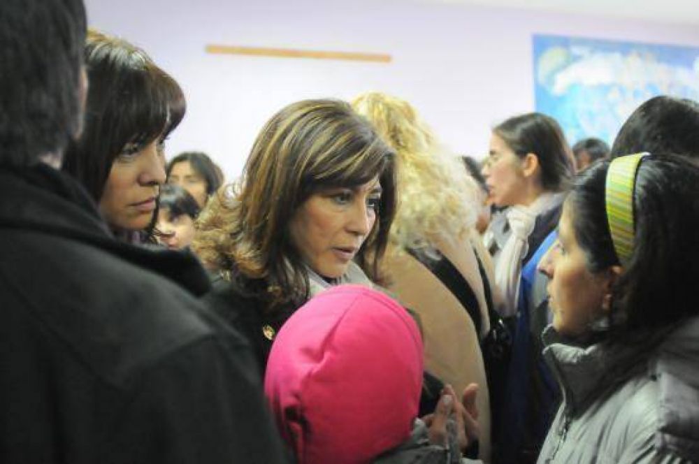 No culminaron los arreglos y la Primaria 62 no arrancar� sus clases