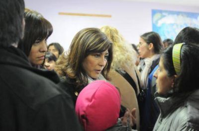 No culminaron los arreglos y la Primaria 62 no arrancar� sus clases