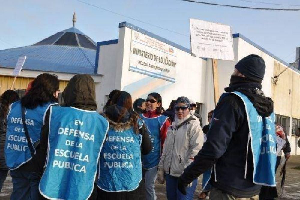 La seccional R�o Grande del SUTEF acat� la conciliaci�n y rechaza el paro anunciado