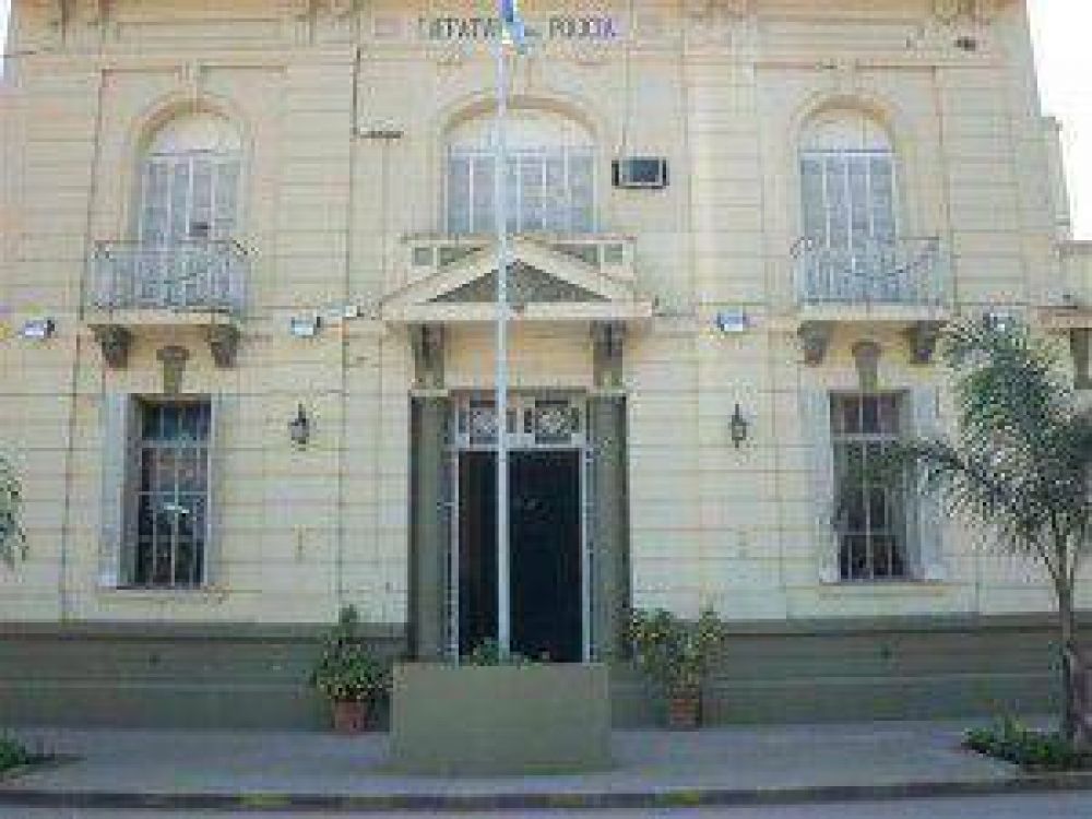 Delincuentes asaltaron una carnicer�a y se dieron a la fuga con la recaudaci�n en La Loma