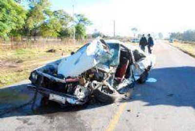 Grave choque en la ruta 4