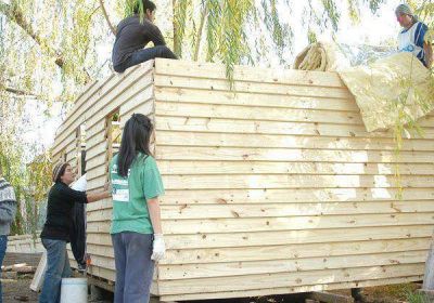 Voluntarios construyeron seis casas 