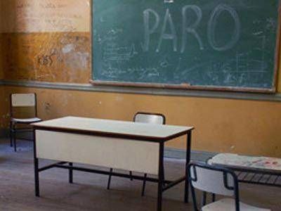 Docentes bonaerenses comenzar�n hoy lunes un paro de 48 horas