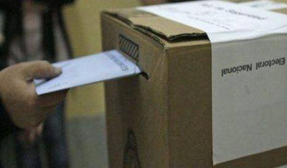 El kirchnerismo mantiene intenci�n de voto del 50%
