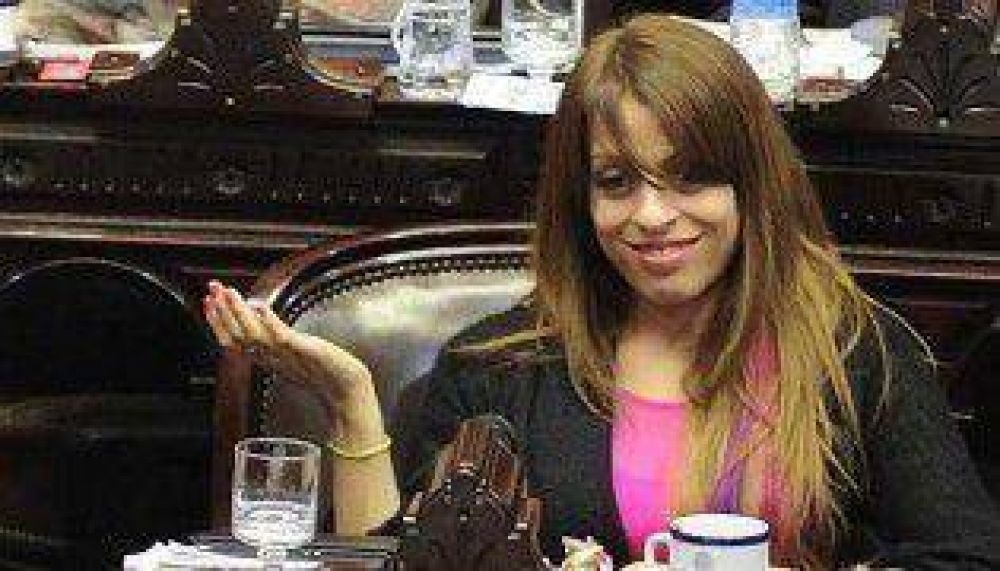 Donda presentar� su candidatura a senadora por la Ciudad