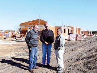 Construyen m�s de 400 viviendas en nuestra ciudad