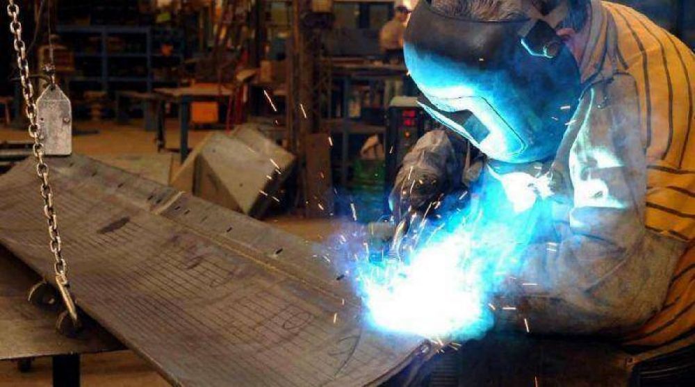 En Mendoza se dieron menos cr�ditos que en el resto del pa�s