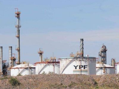 YPF inaugurar� dos nuevas plantas de tratamiento de gasoil y naftas en la destiler�a de Luj�n de Cuyo