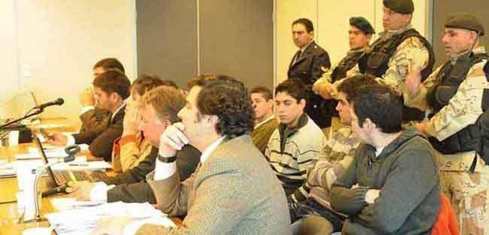 Esta semana contin�an desfilando testigos en el juicio por el homicidio de Oscar Dar�o Sol