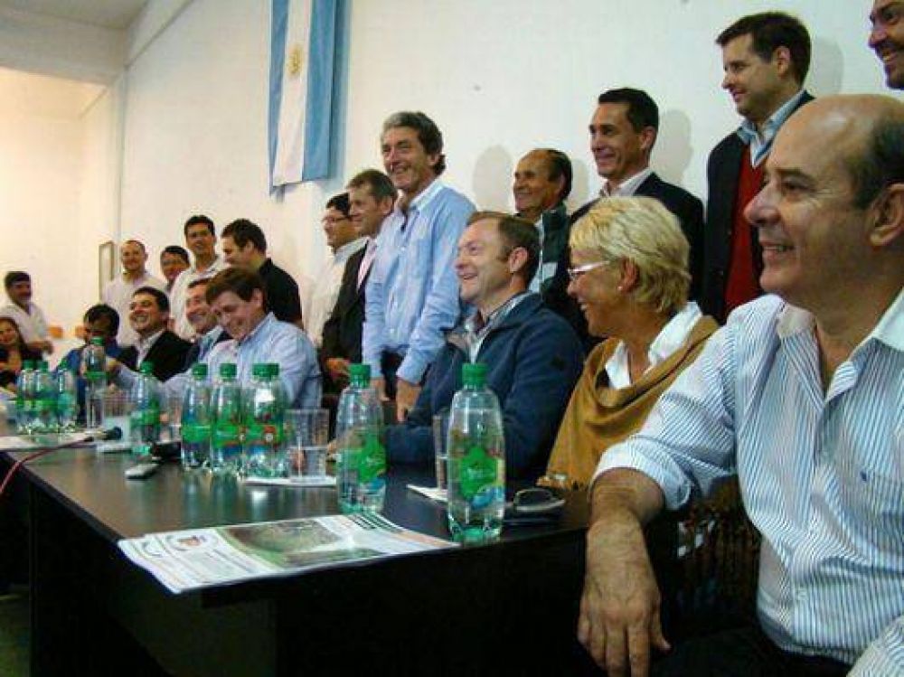 Los pejotistas anti K buscan aliados en distritos del NEA