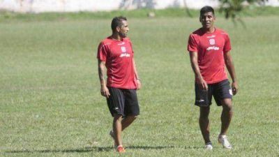 El �Santo� tiene la mente puesta en ganar para pasar de ronda